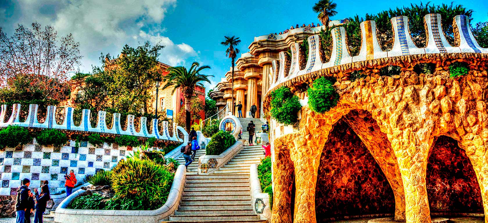 /barcelona/classificaties/combo-tickets/ticket-park-guell-hop-on-hop-off-bus/PARK GUELL-header-1509442323-1517226928-1526538877-1526548948.jpg Ticket Park Güell & Hop on Hop off Bus